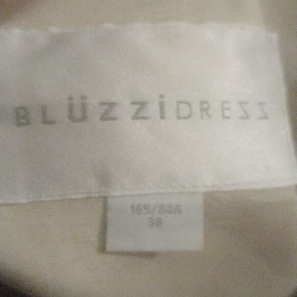 Bluzzidress 2 piece cream set (160  estimate 6 ) - Picture 5 of 9